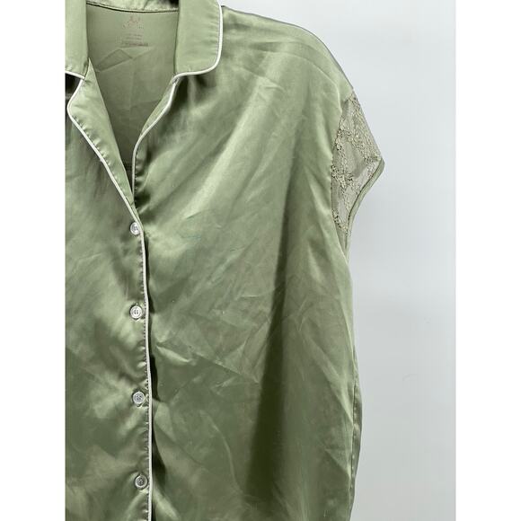 AW. BRIDAL Women's Green Satin Button-Up Short Lace Sleeve Pajama Top SZ M - Picture 3 of 11